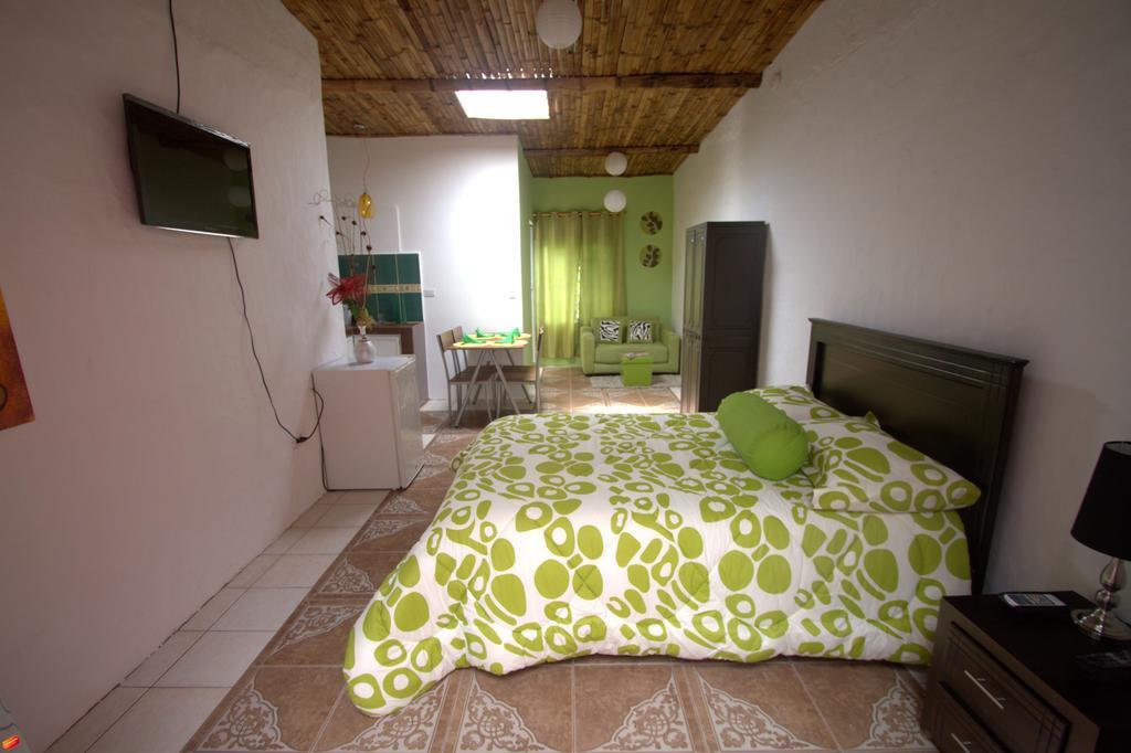 Hotel Zurisadai Puerto Ayora  Zimmer foto