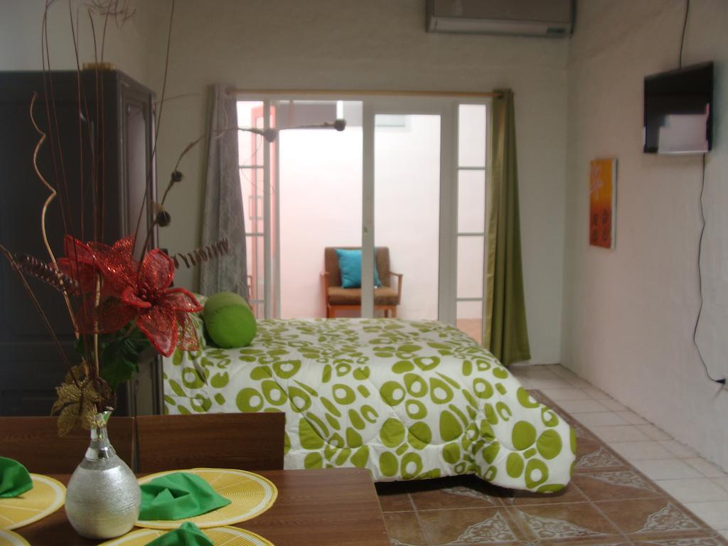 Hotel Zurisadai Puerto Ayora  Zimmer foto
