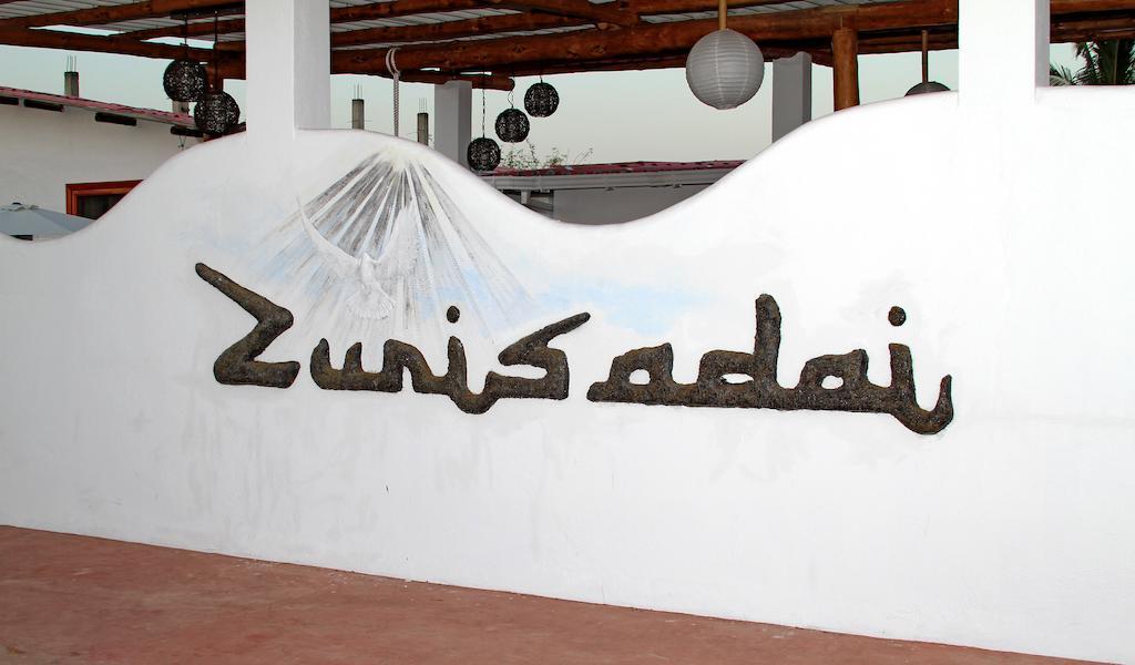 Hotel Zurisadai Puerto Ayora  Exterior foto