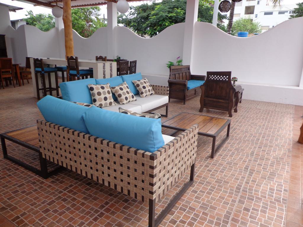 Hotel Zurisadai Puerto Ayora  Exterior foto