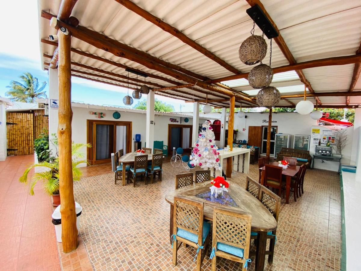Hotel Zurisadai Puerto Ayora  Exterior foto