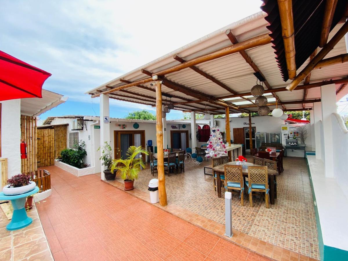 Hotel Zurisadai Puerto Ayora  Exterior foto